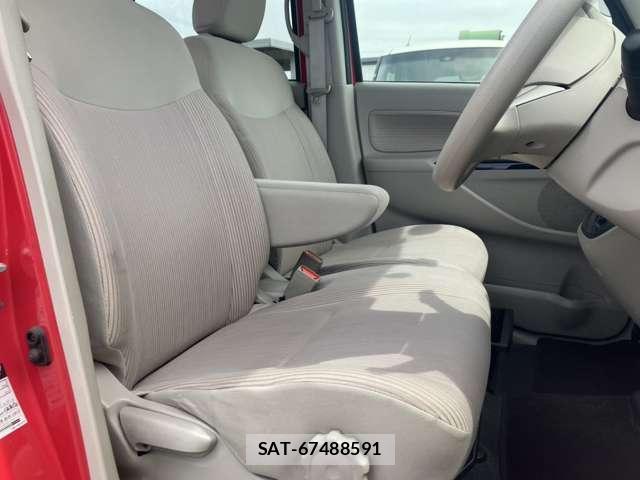 Nissan DAYZ ROOX 2014-05 8221001-5
