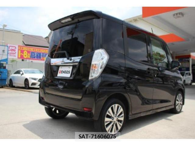 Nissan DAYZ ROOX 2015-06 8221505-1