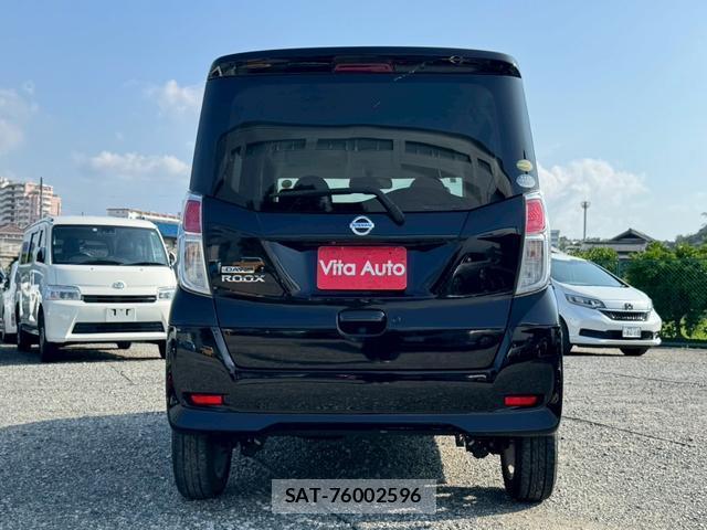 Nissan DAYZ ROOX 2017-10 8221879-12