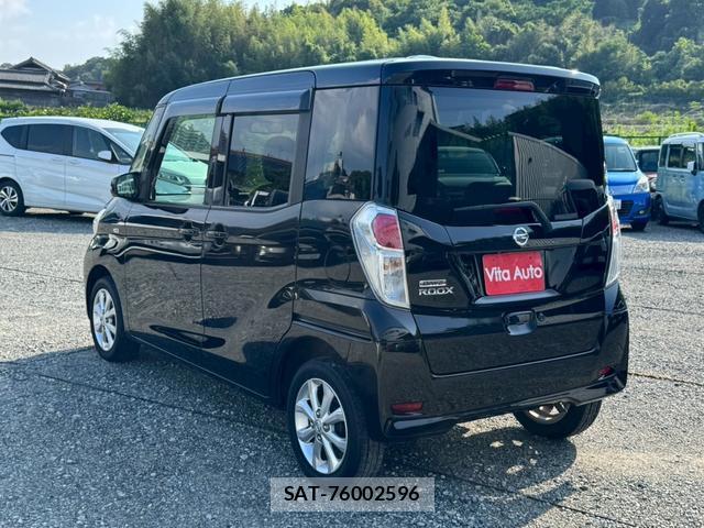 Nissan DAYZ ROOX 2017-10 8221879-2