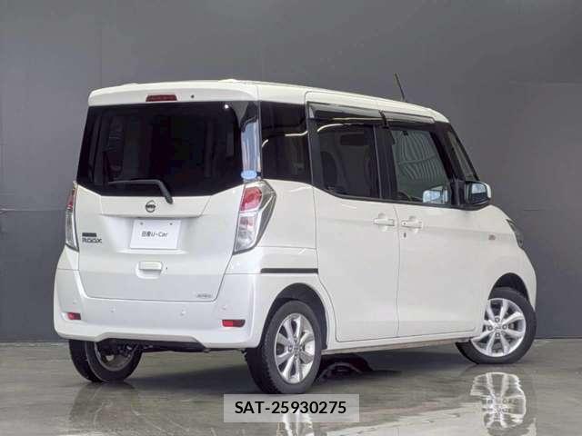 Nissan DAYZ ROOX 2019-05 8223429-1