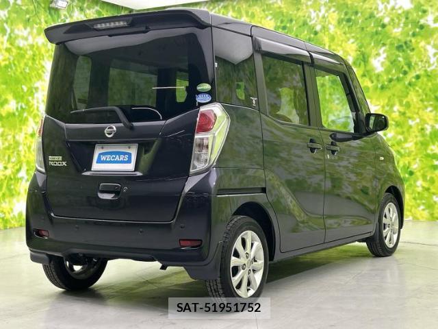 Nissan DAYZ ROOX 2019-02 8225174-2