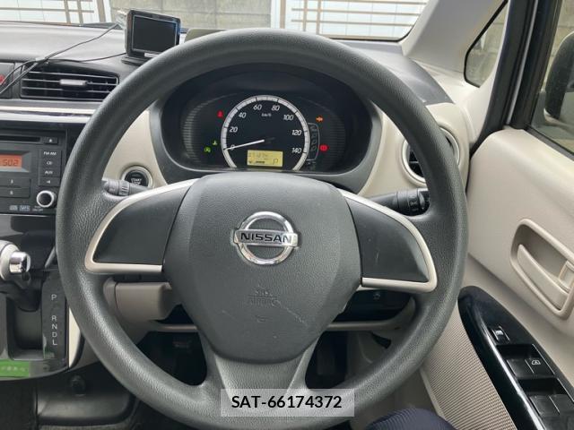 Nissan DAYZ 2013-10 8216728-9