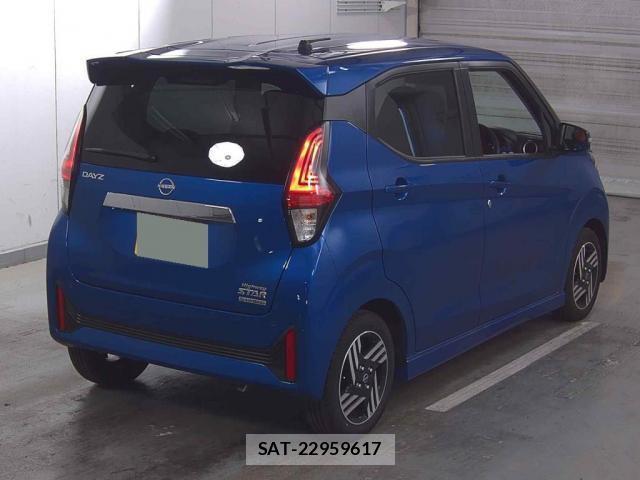 Nissan DAYZ 2025-11 8218560-4