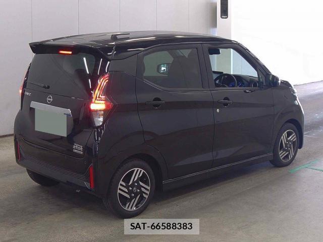 Nissan DAYZ 2025-11 8218592-4
