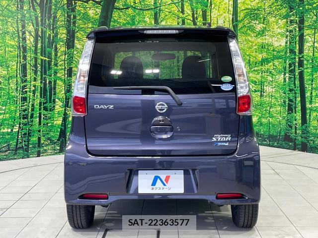 Nissan DAYZ 2013-07 8221270-14