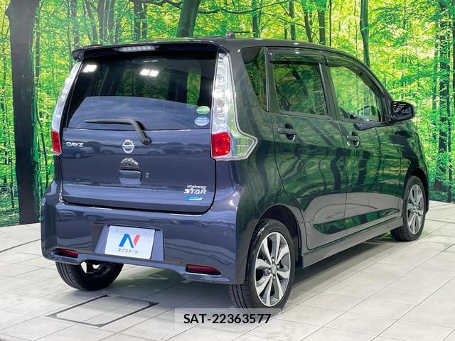 Nissan DAYZ 2013-07 8221270-16