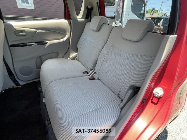 Nissan DAYZ 2015-02 8222367-11