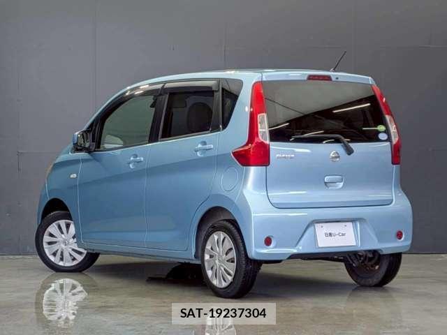 Nissan DAYZ 2016-07 8223426-17