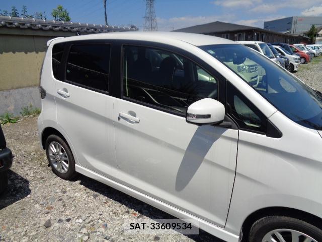 Nissan DAYZ 2014-06 8223899-10