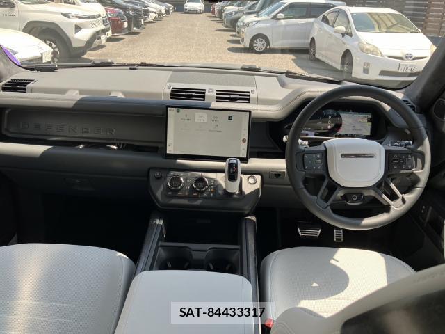 Land Rover DEFENDER 2025-03 8216255-2