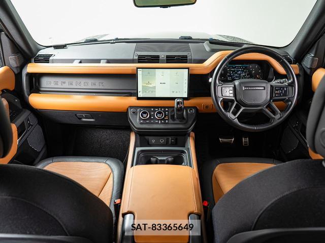 Land Rover DEFENDER 2022-08 8219366-1