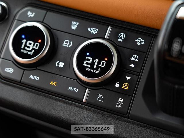 Land Rover DEFENDER 2022-08 8219366-10