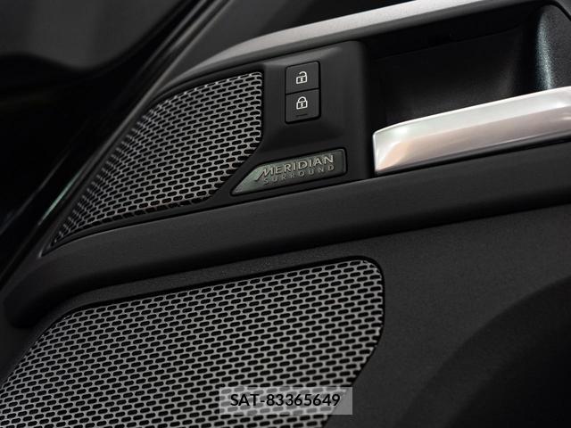 Land Rover DEFENDER 2022-08 8219366-4