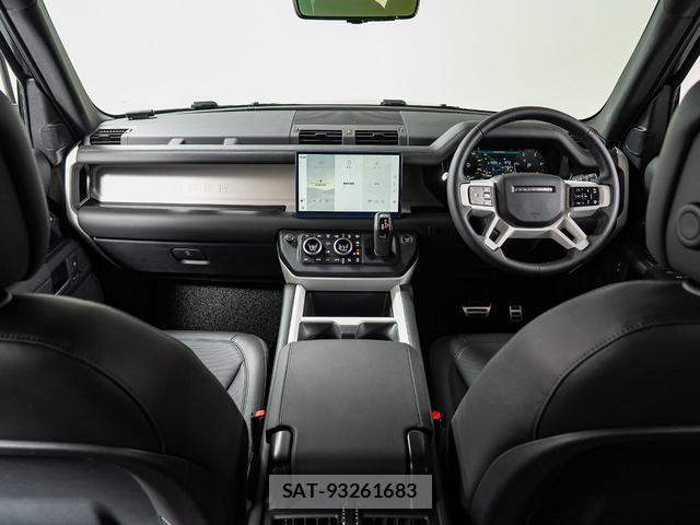 Land Rover DEFENDER 2025-07 8219368-1