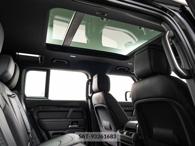 Land Rover DEFENDER 2025-07 8219368-3