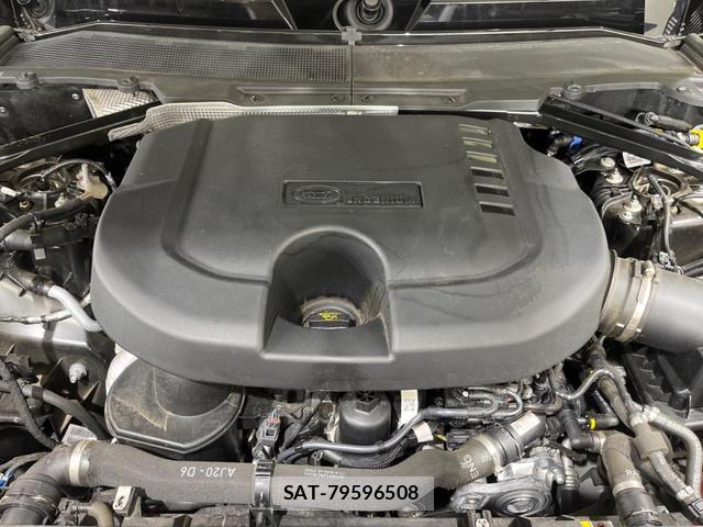 Land Rover DEFENDER 2023-11 8219457-9