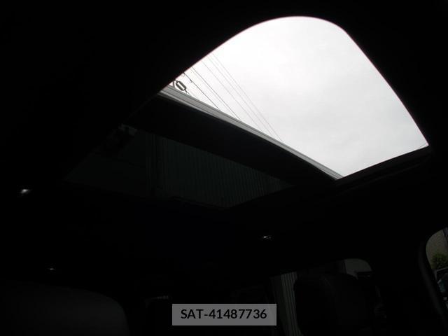 Land Rover DEFENDER 2024-11 8219590-3