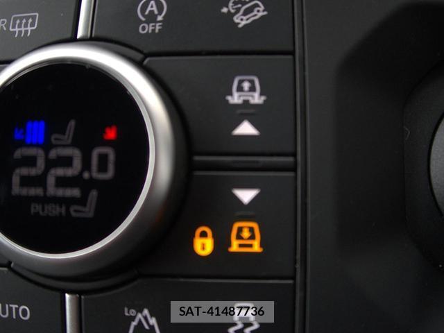 Land Rover DEFENDER 2024-11 8219590-9