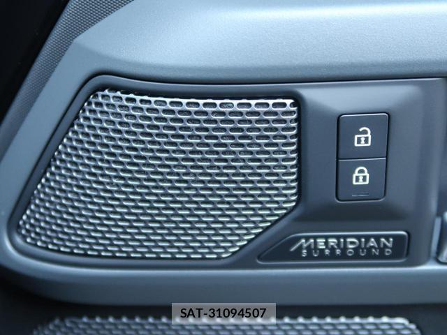 Land Rover DEFENDER 2022-09 8219591-6
