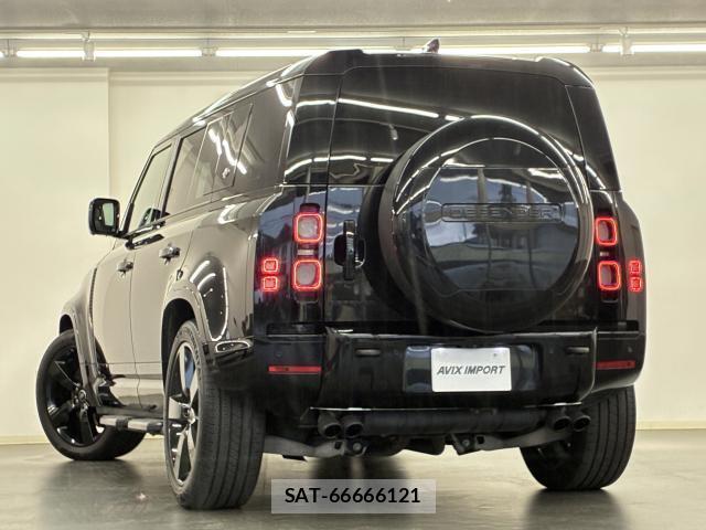Land Rover DEFENDER 2025-11 8222620-1