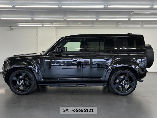 Land Rover DEFENDER 2025-11 8222620-3