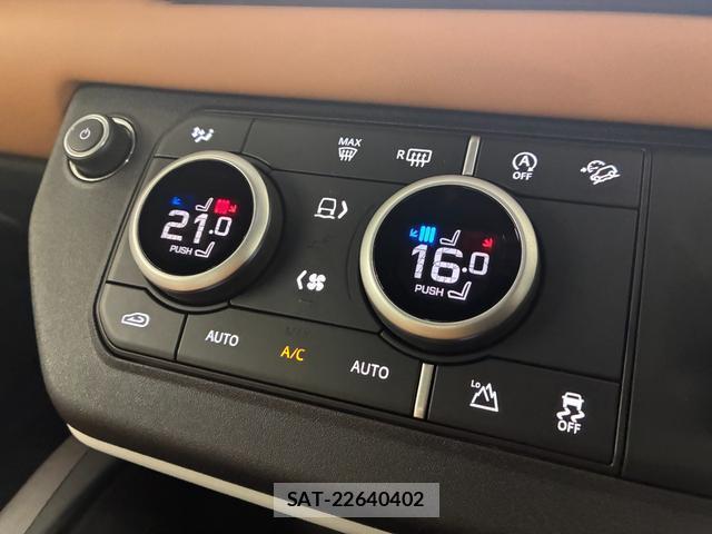 Land Rover DEFENDER 2024-03 8222621-16