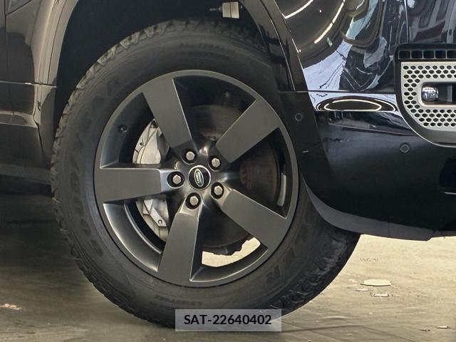 Land Rover DEFENDER 2024-03 8222621-5