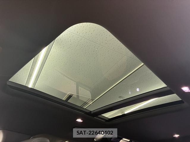 Land Rover DEFENDER 2024-03 8222621-6