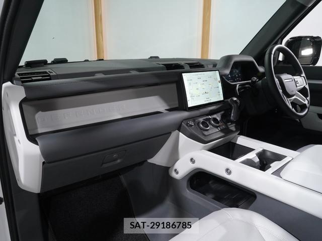 Land Rover DEFENDER 2025-01 8223290-19