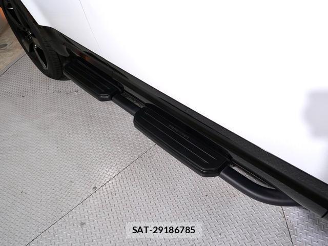 Land Rover DEFENDER 2025-01 8223290-7