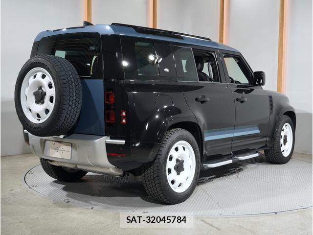 Land Rover DEFENDER 2024-07 8223293-7