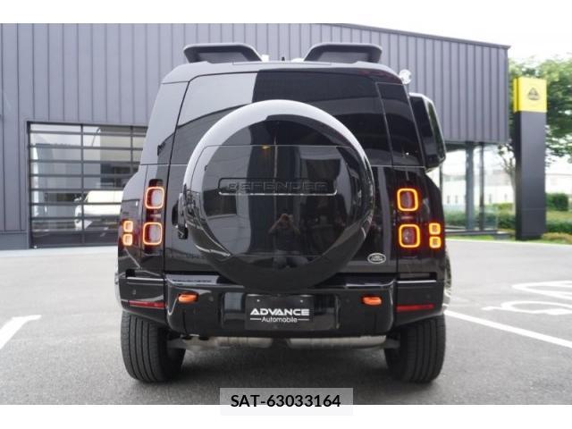 Land Rover DEFENDER 2023-09 8223453-10