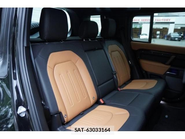 Land Rover DEFENDER 2023-09 8223453-5