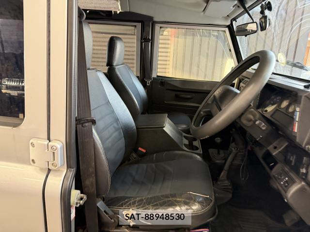 Land Rover DEFENDER 2004-02 8223850-5