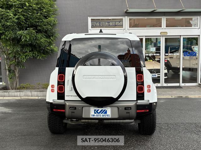 Land Rover DEFENDER 2025-05 8224165-10
