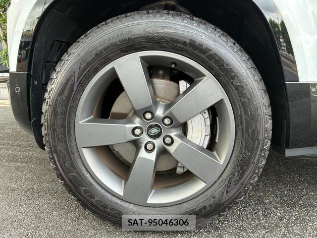 Land Rover DEFENDER 2025-05 8224165-11