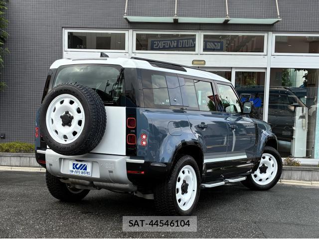 Land Rover DEFENDER 2024-10 8224169-11