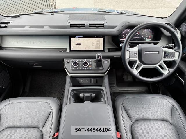 Land Rover DEFENDER 2024-10 8224169-2