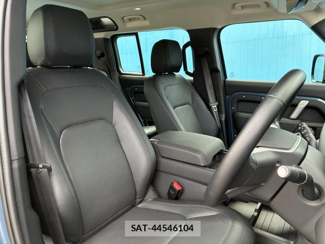Land Rover DEFENDER 2024-10 8224169-3