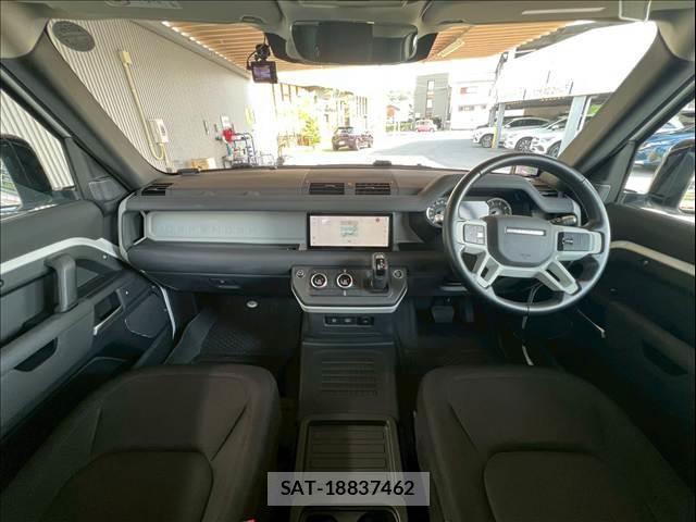 Land Rover DEFENDER 2021-04 8224272-2