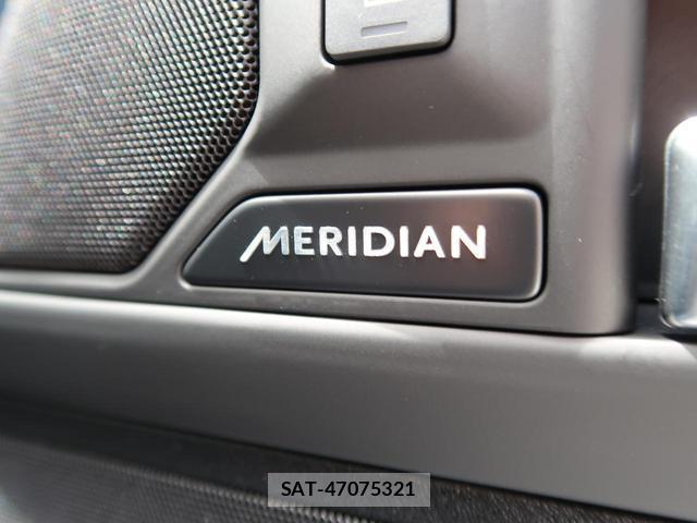 Land Rover DEFENDER 2025-06 8224459-8