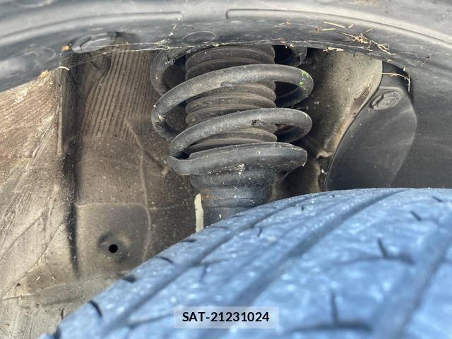 Mitsubishi DELICA 2017-10 8216881-18