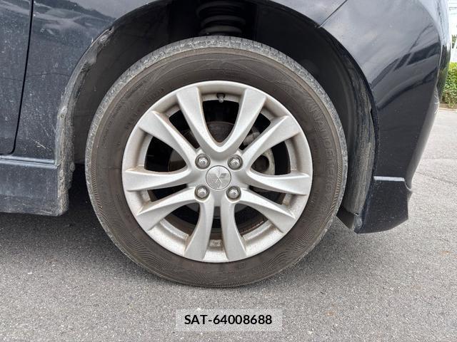 Mitsubishi DELICA 2017-08 8219240-6