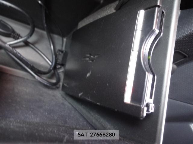 Mitsubishi DELICA 2011-07 8219286-11