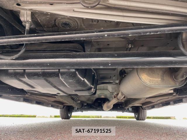 Mitsubishi DELICA 2015-01 8219553-18