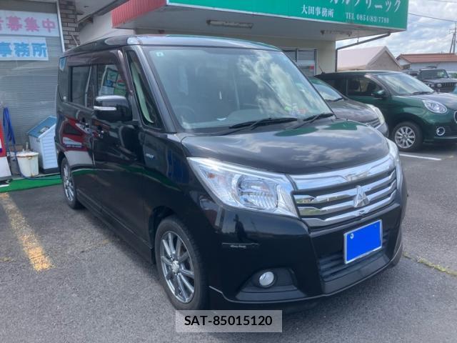 Mitsubishi DELICA 2017-08 8219652-0
