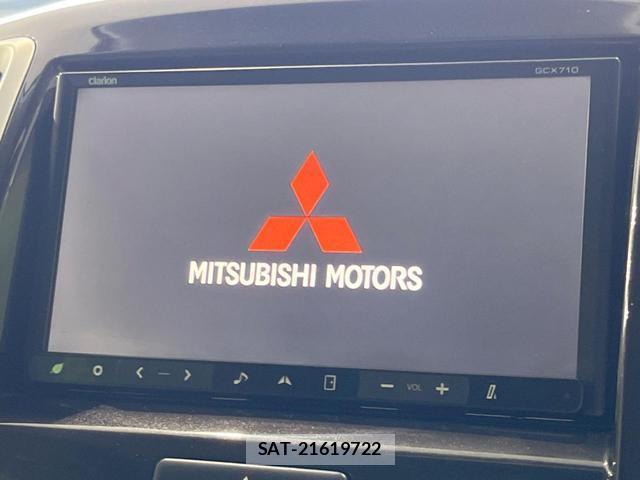 Mitsubishi DELICA 2011-06 8220331-2