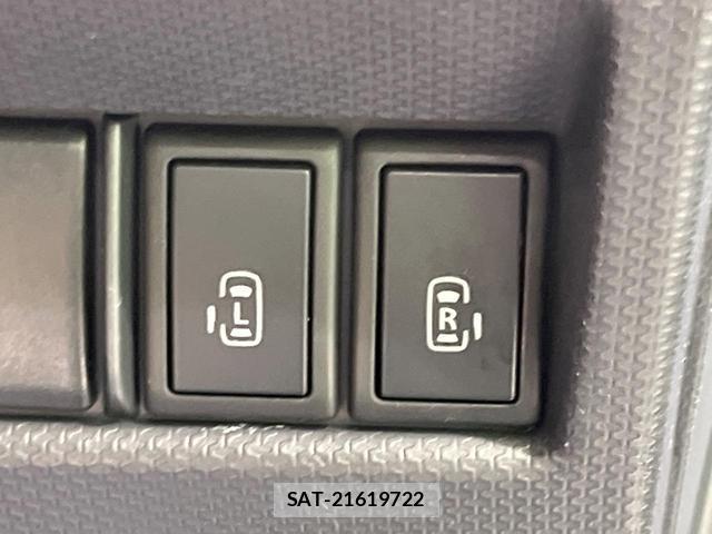 Mitsubishi DELICA 2011-06 8220331-4
