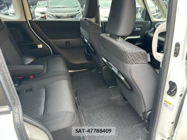 Mitsubishi DELICA 2016-06 8220578-12